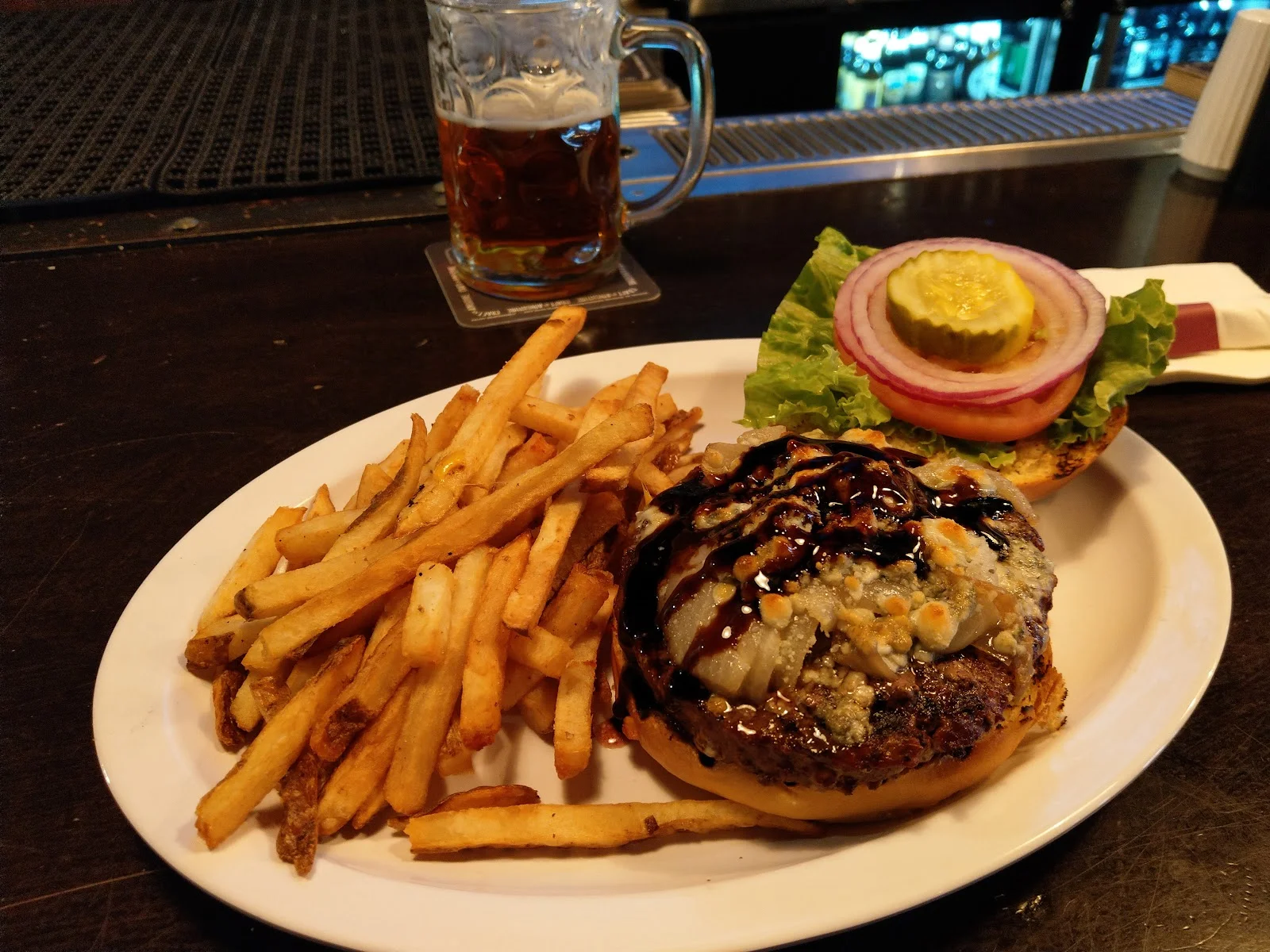 Redd's Biergarten photo 3