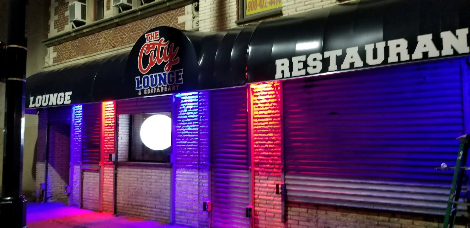 The City Lounge & Restaurant photo 2