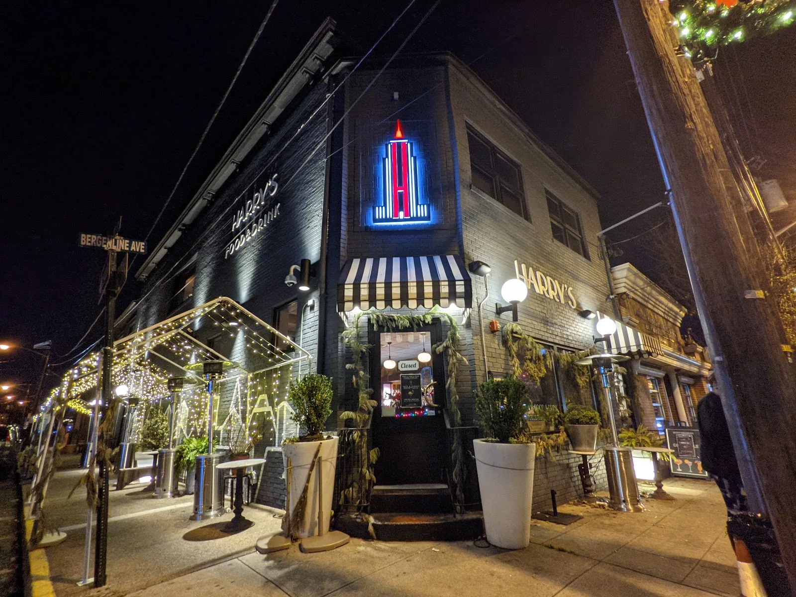 Harry's Food & Drink photo 4