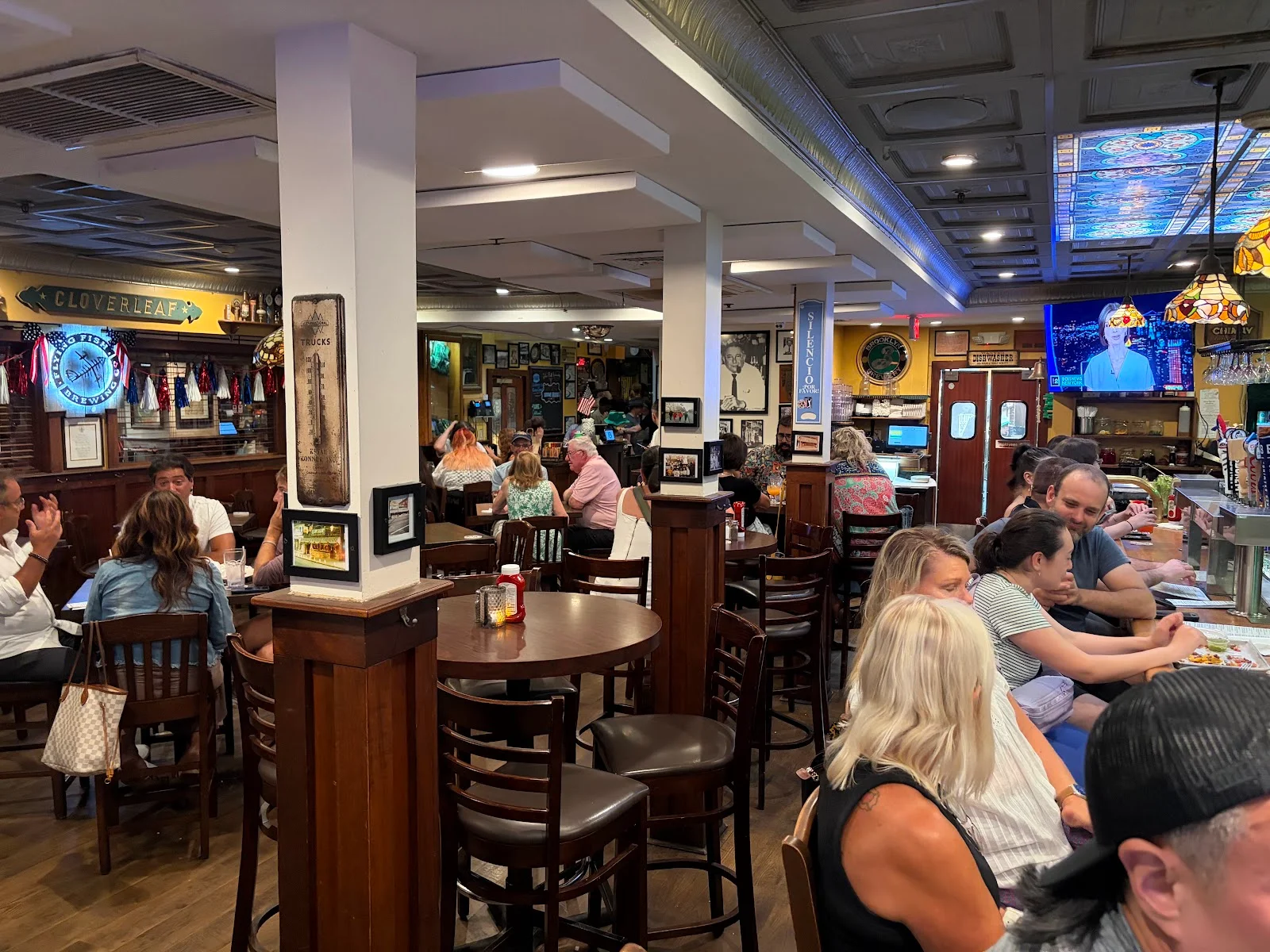 Cloverleaf Tavern photo 3